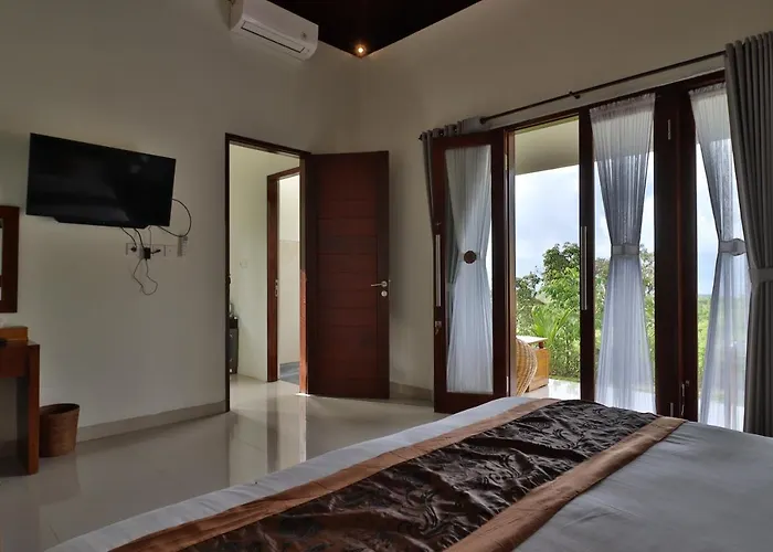 Arya Nusa Penida * Toyapakeh